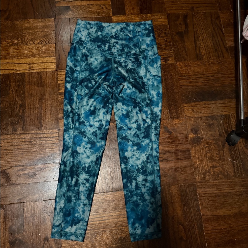 Athleta salutation stash Leggings